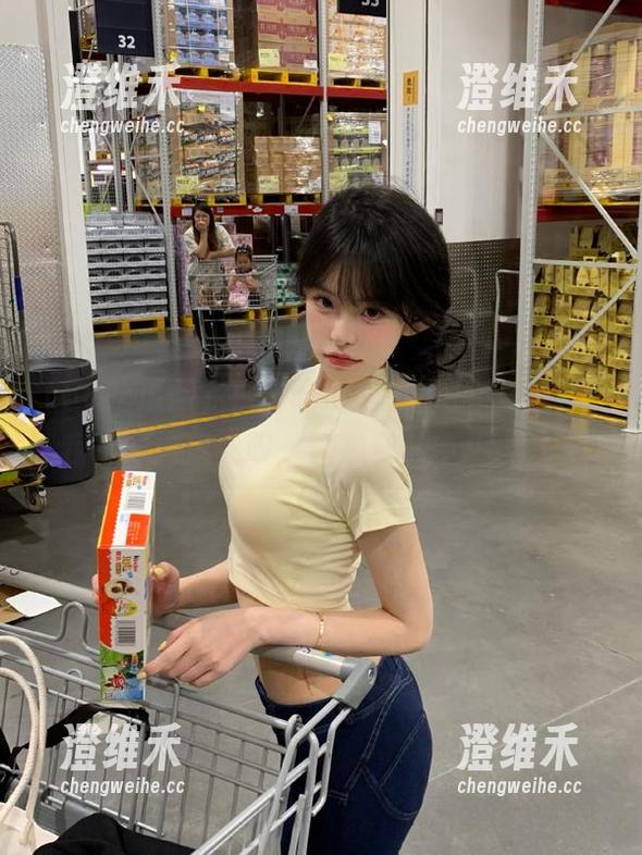 在66吃瓜网,资源丰富到让我一边出声感叹一边想要从中跳出来! 在66吃瓜网,资源丰富到让我一边出声感叹一边想要从中跳出来!