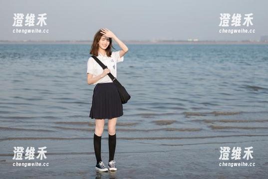 点开718.sx的网址，我仿佛置身八卦市集，那感受真妙！
