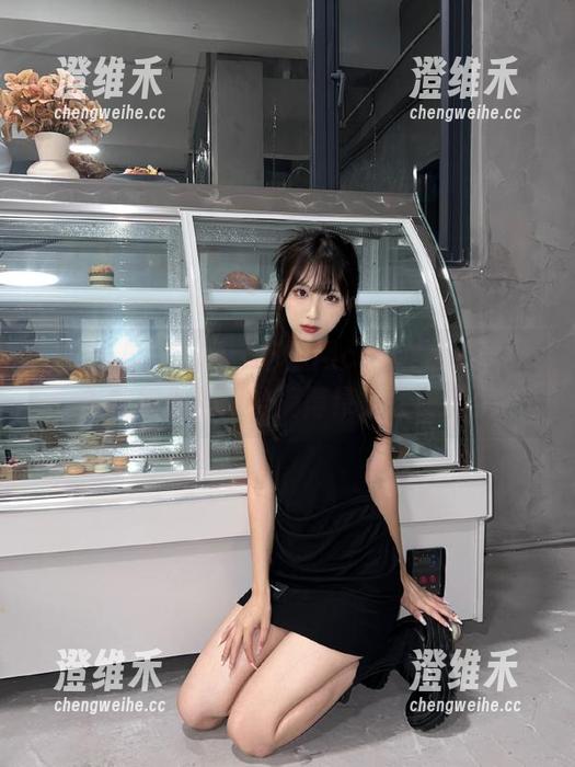 “91吃瓜网cc”的入口在哪？我好像被瓜汁搞得晕头转向了！