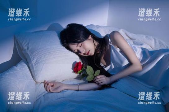ccgg今日吃瓜：链接中的瓜美呆了，真想分你一半！