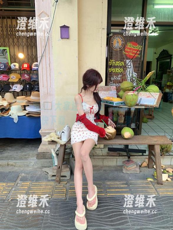 大家注意,五一吃瓜有新瓜啦,快下载,不然晚上会做梦! 大家注意,五一吃瓜有新瓜啦,快下载,不然晚上会做梦!