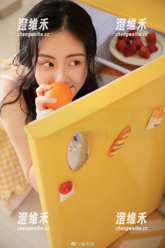 迷失在吃瓜tv的传送门里，目睹一场滑稽的炒作，今晚的晚餐都给省了！