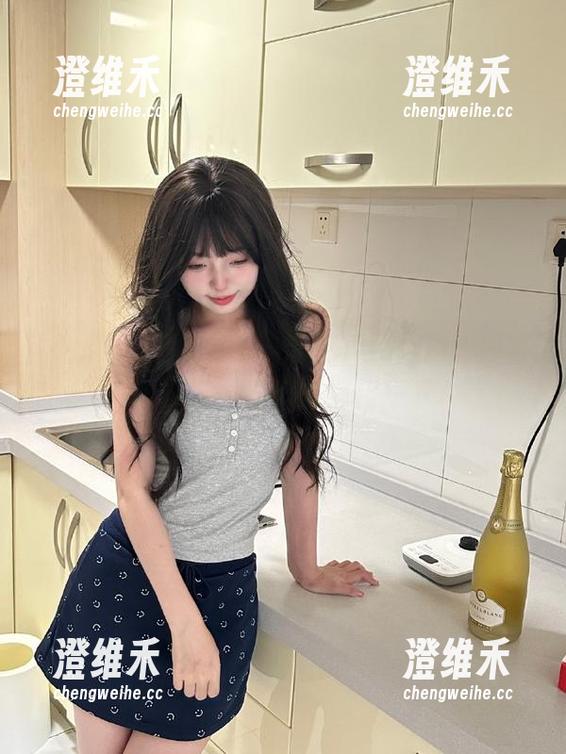 地址虽小，但吃瓜网爆料的内容老多了，得好好消化一下