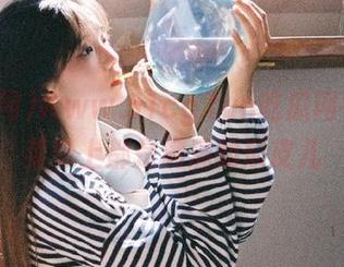 www.51cg.fun吃瓜网在线，菜单上都是满满的瓜皮儿