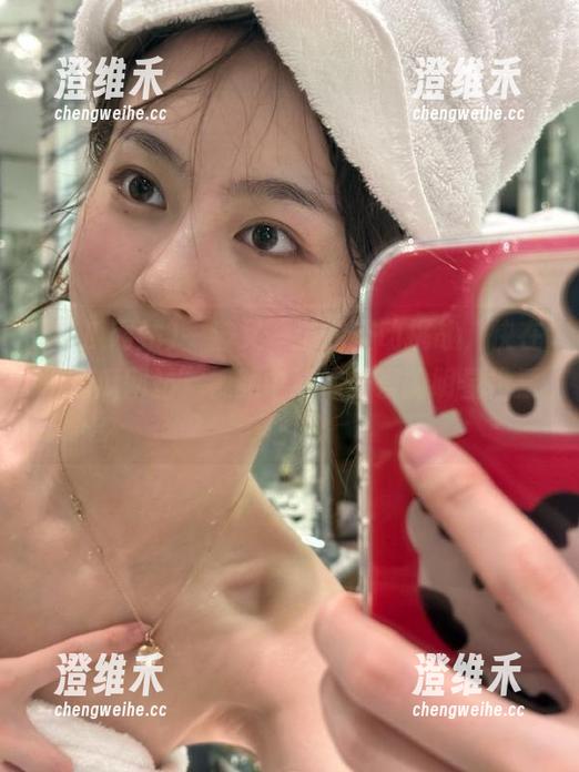 一波又一波的互动挑战,快在“吃瓜网站”视频中给你最爱的明星投票吧! 一波又一波的互动挑战,快在“吃瓜网站”视频中给你最爱的明星投票吧!