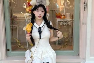 首页能瘫痪你的心情，黑料www真够劲爆的