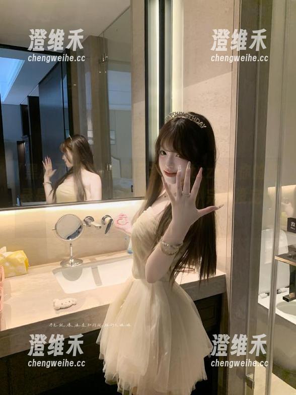 黑料不打烊tttzzz，你的登录是进入‘门’还是‘洞’？完全没定数哦！