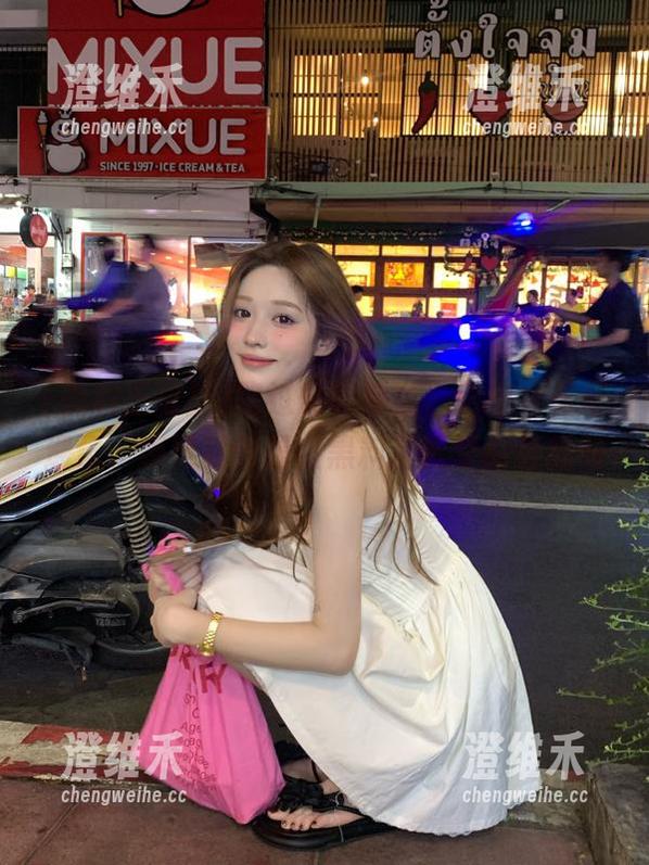 路过时间隧道，历史导航奇遇记，感觉就像是在黑料正能量的直播间