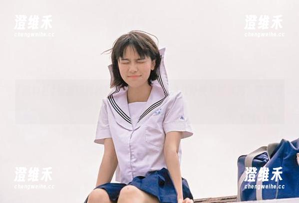 最新黑料社独家秘笈，今天的八卦快及时享用，热乎到爆！