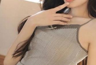 看！黑料社区的入口，真是个奇妙的地方，我已经被吸引了…