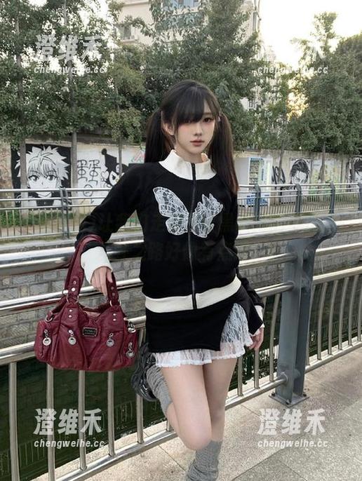 让我们走进今日黑料网的传送门,八卦之路好像有点滑!? 让我们走进今日黑料网的传送门,八卦之路好像有点滑!?